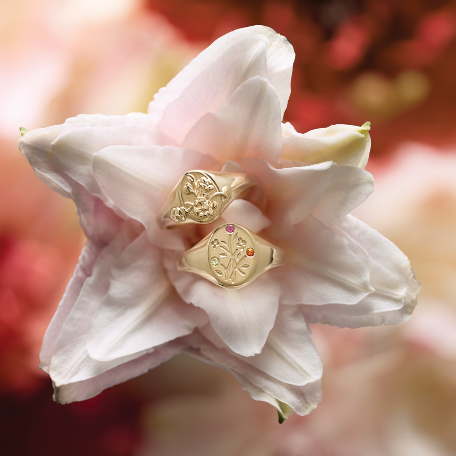 Floral Signet Ring in 14K Gold - flower