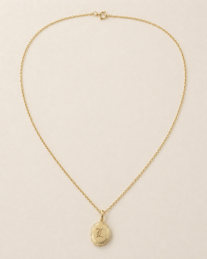 The Heirloom Pendant - gemstone detail