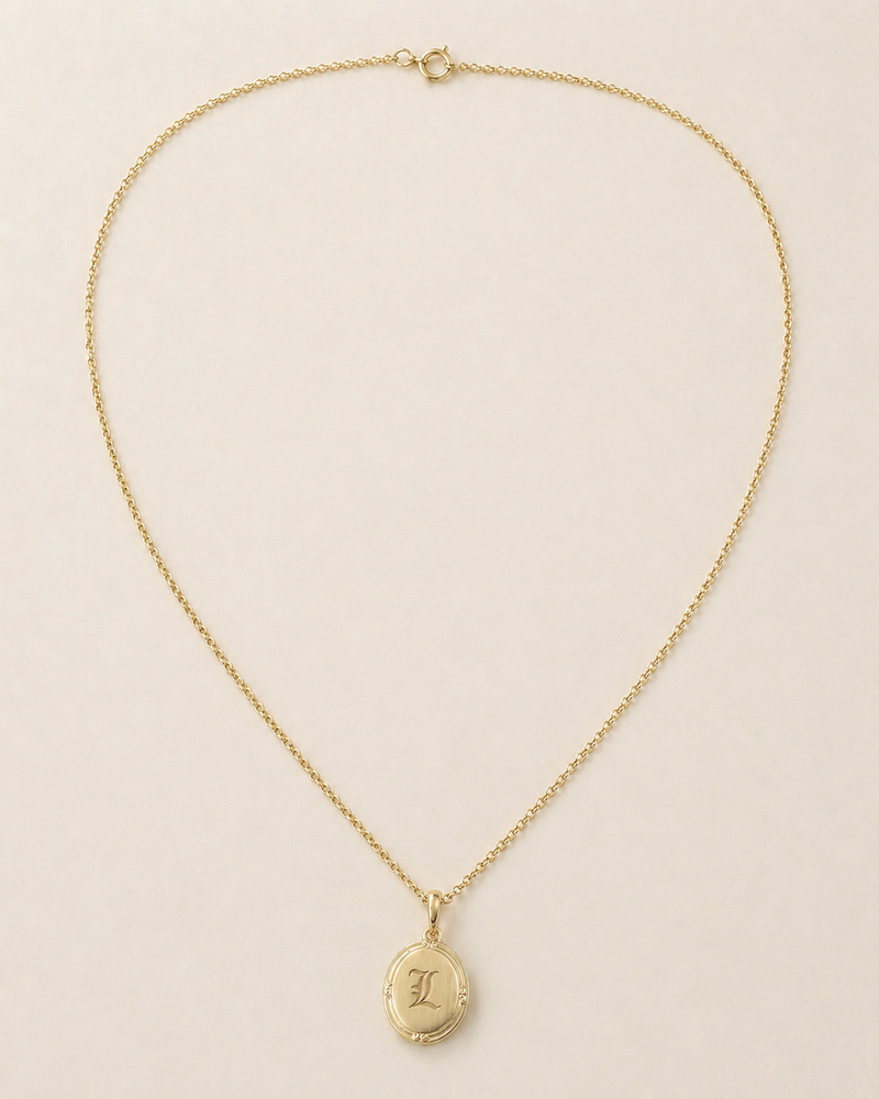 The Heirloom Pendant - gemstone detail